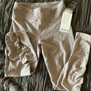 Lulu lemon inner glow tight 28”